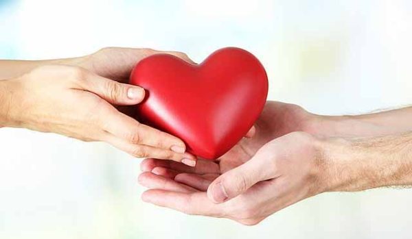 Empat Cara Pria Ungkapkan Cinta